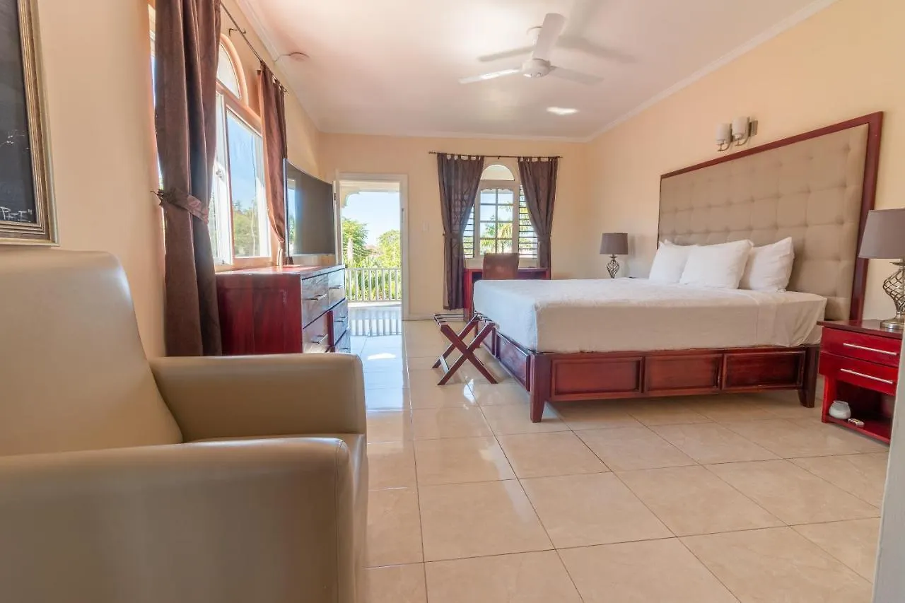 Travellers Beach Resort Negril