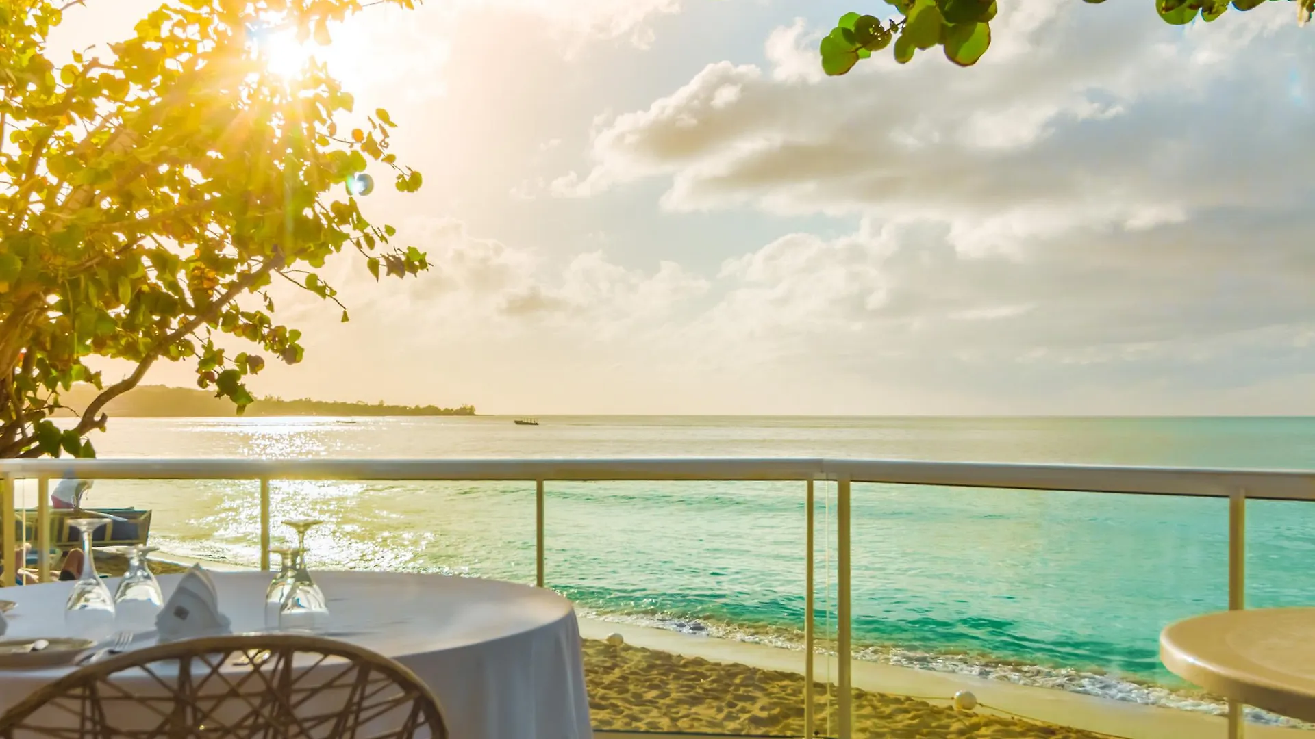 Travellers Beach Resort Negril
