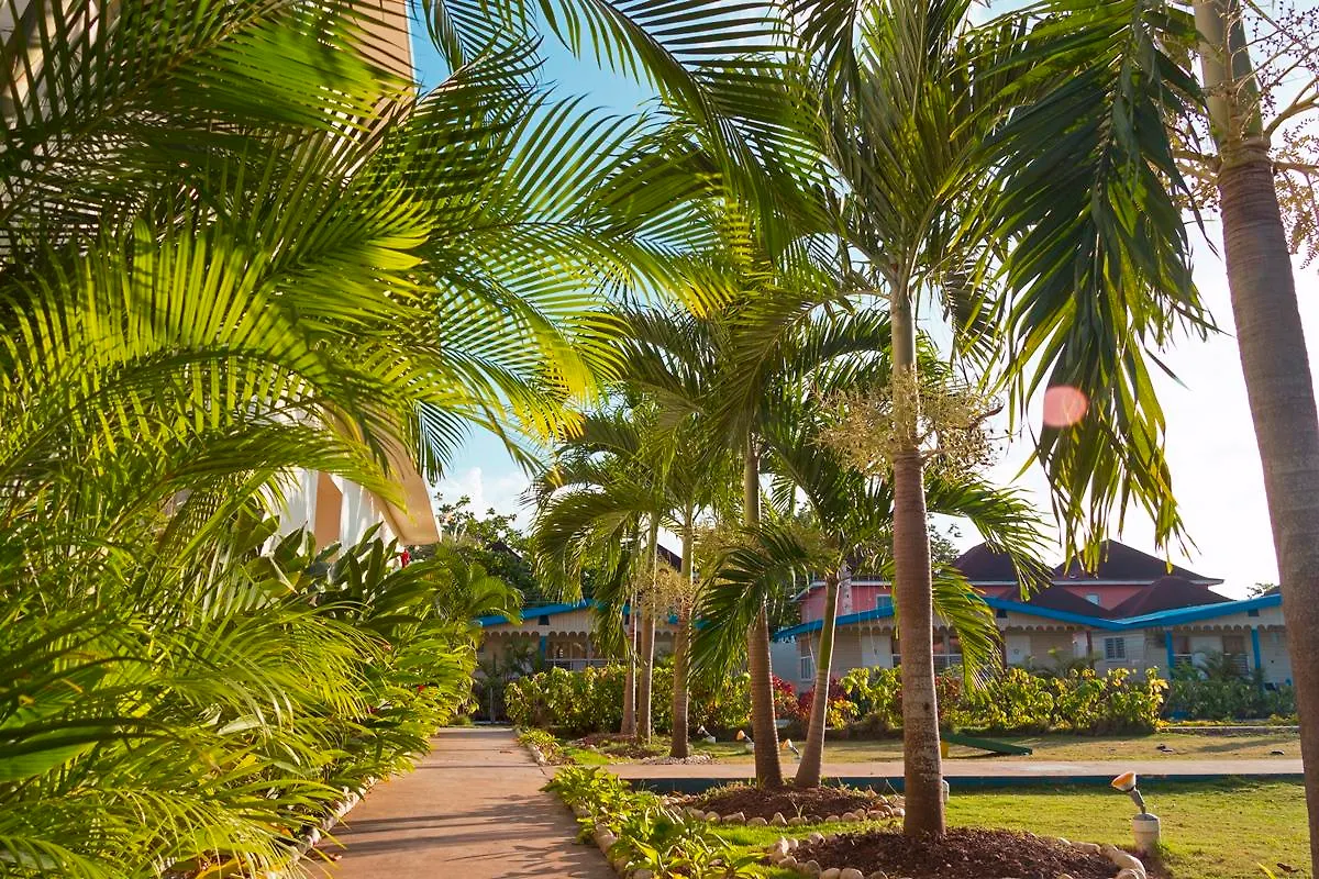 Travellers Beach Resort Negril