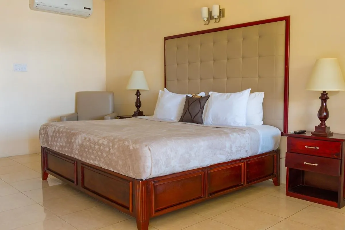 Travellers Beach Resort Negril
