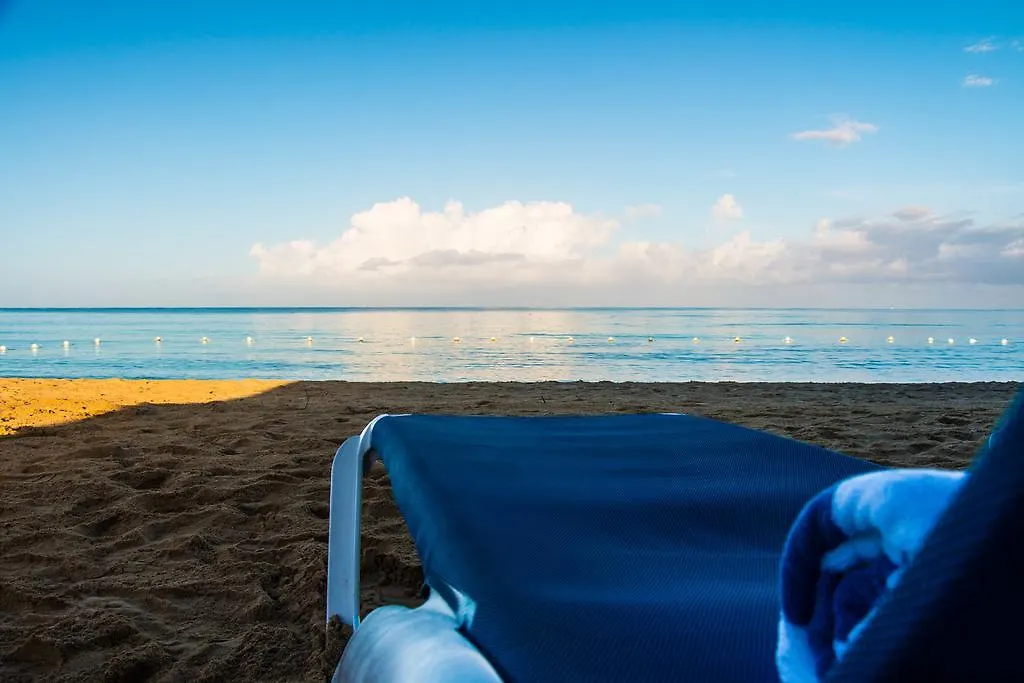 Travellers Beach Resort Negril 3*,