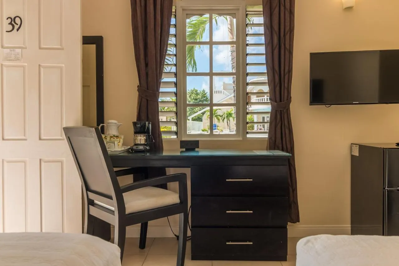 Travellers Beach Resort Negril 3*,
