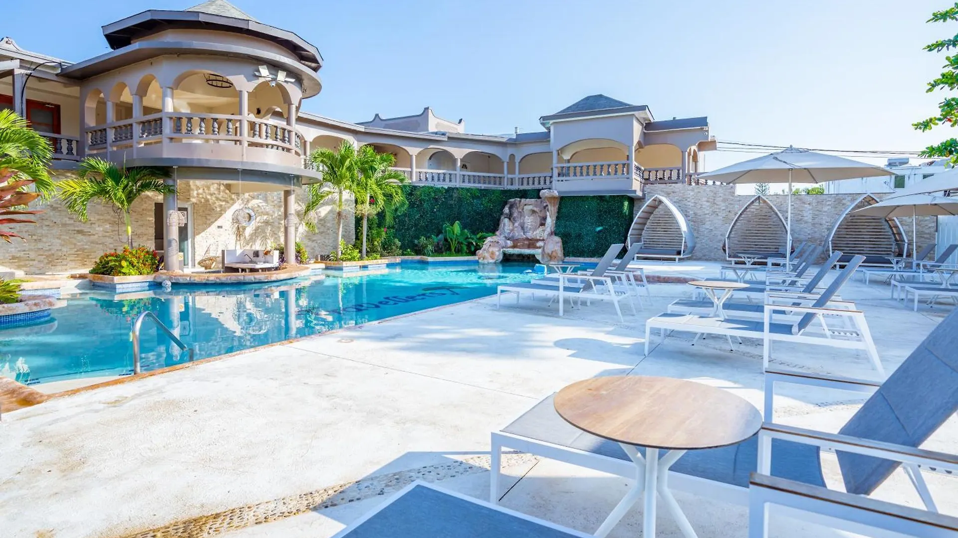 Travellers Beach Resort Negril Jamaica