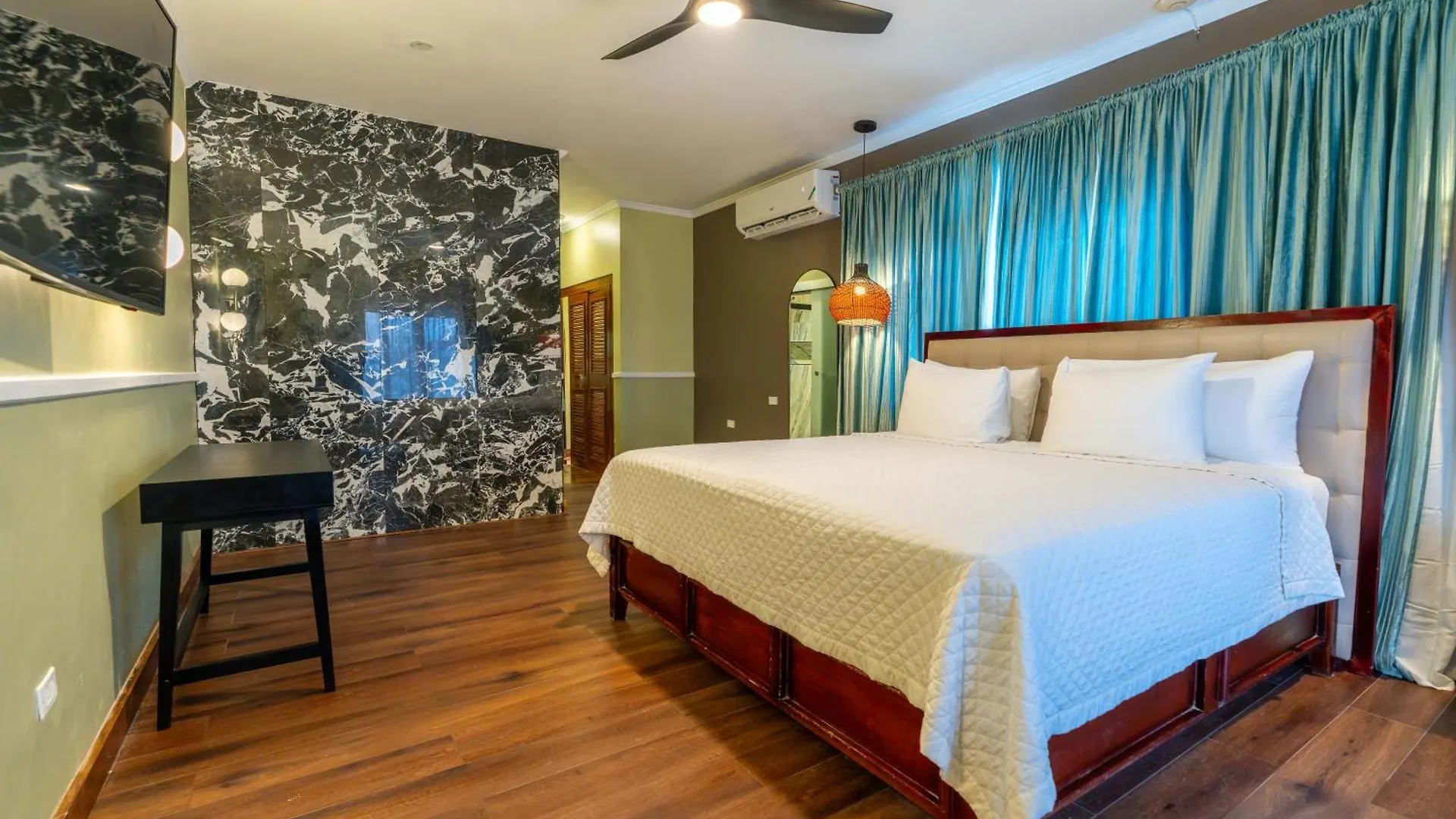 Travellers Beach Resort Negril